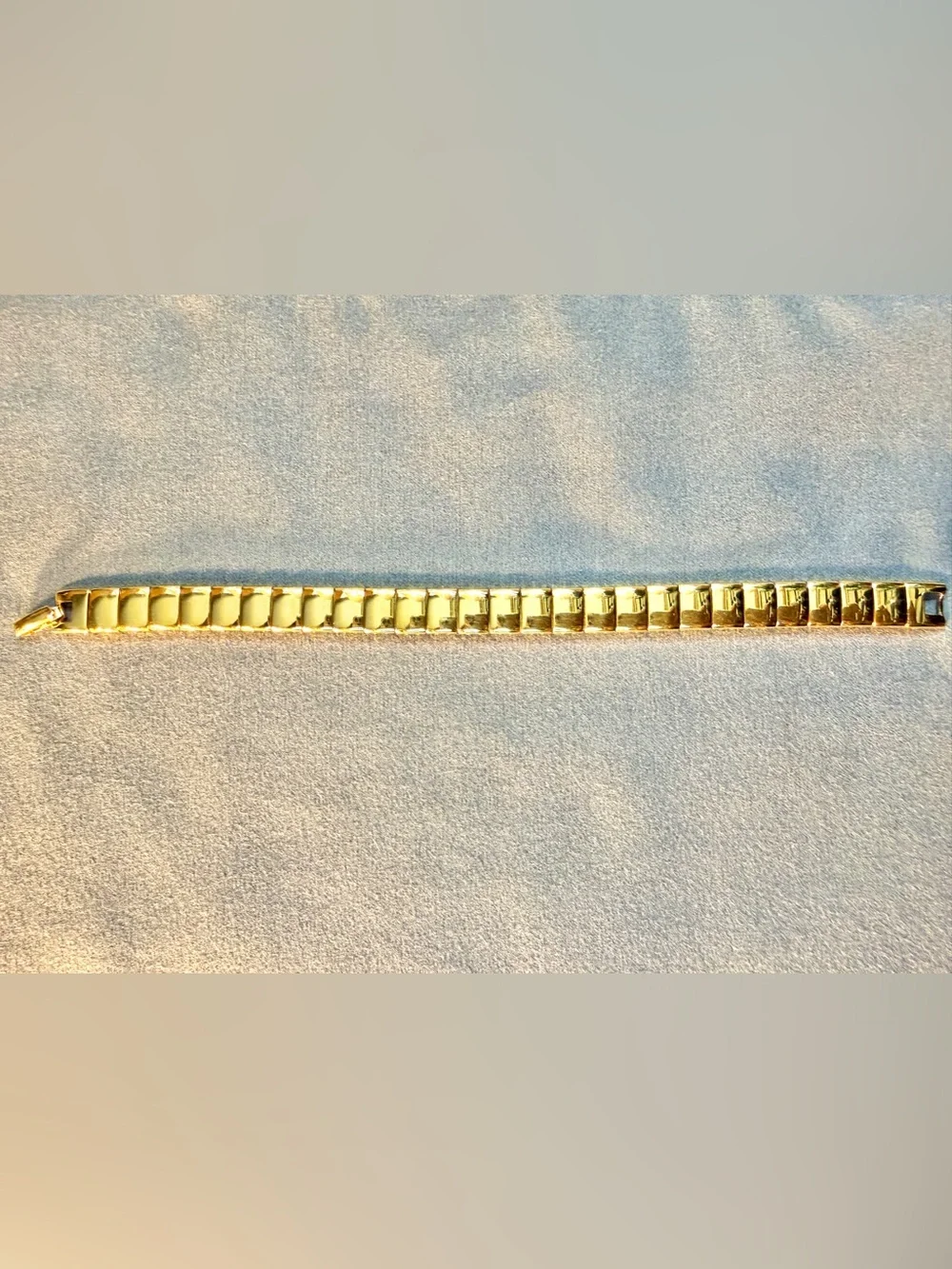 Vintage Signed Napier Gold Tone Cube Link Bracelet